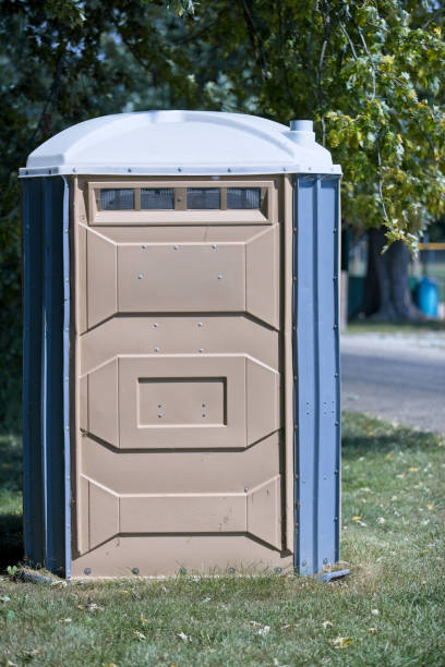 Best Portable toilet rental cost  in Windsor, MO